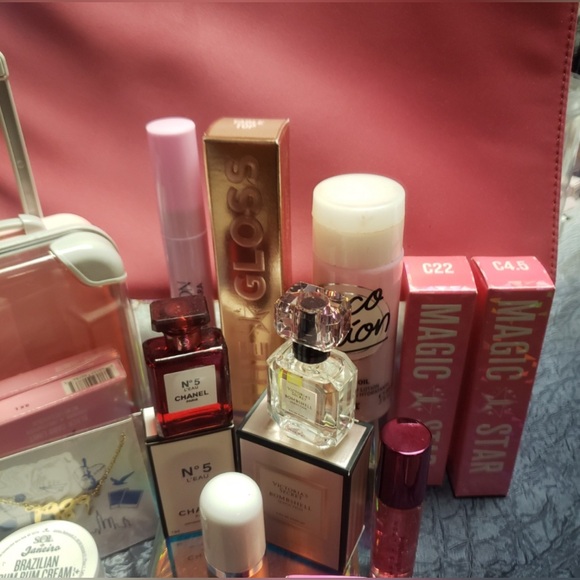 Breast Cancer Fund Raiser Raffle for @bellabugs41 - Picture 10 of 16